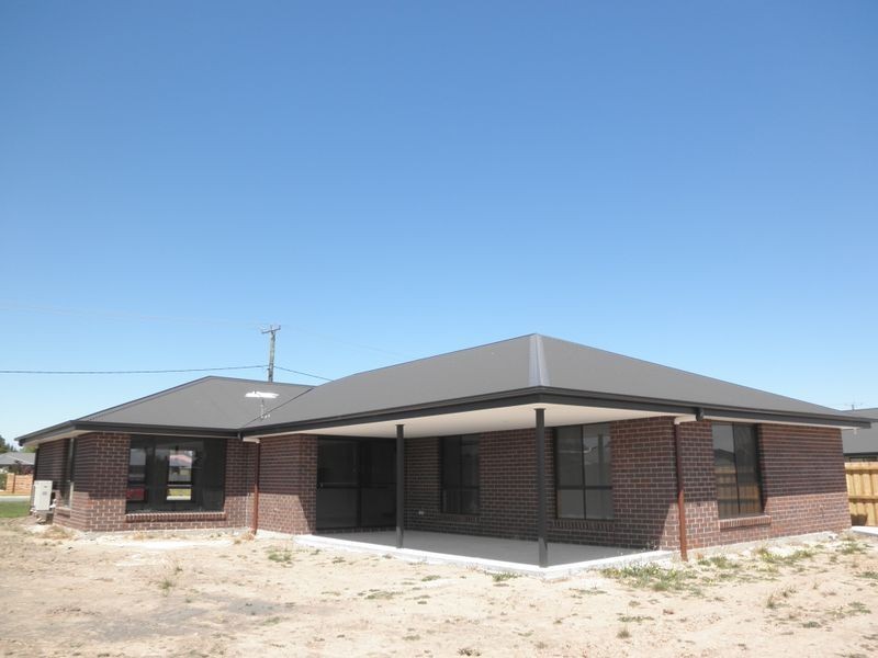 66 Lewis Street West, Longford TAS 7301