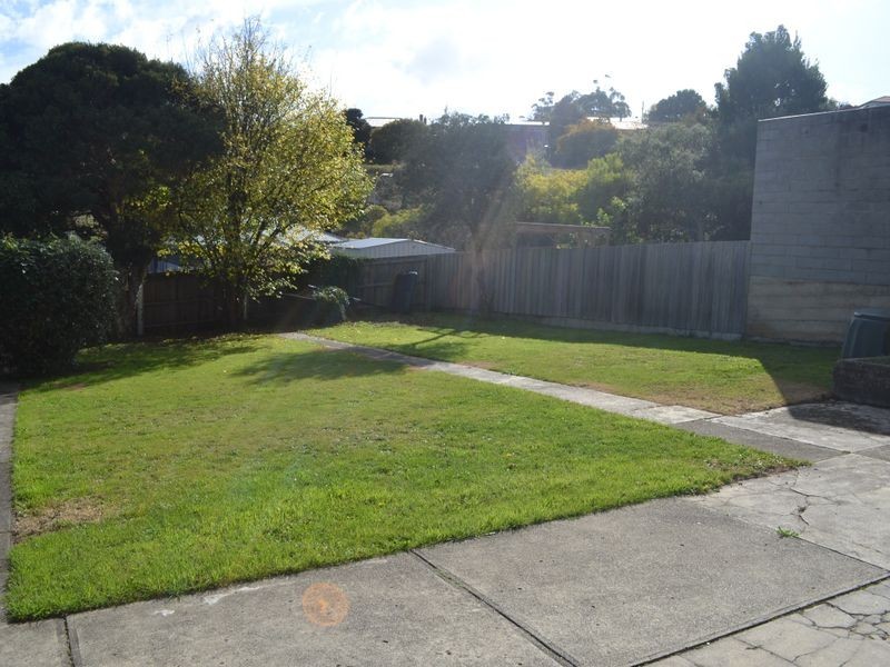 13 Leslie Place, South Launceston TAS 7249