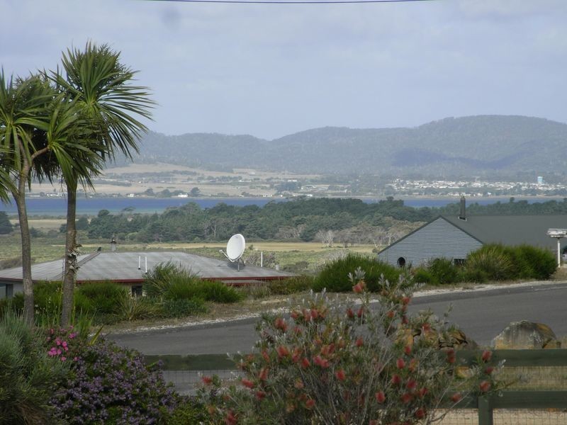 33 Ocean View Drive, Greens Beach TAS 7270