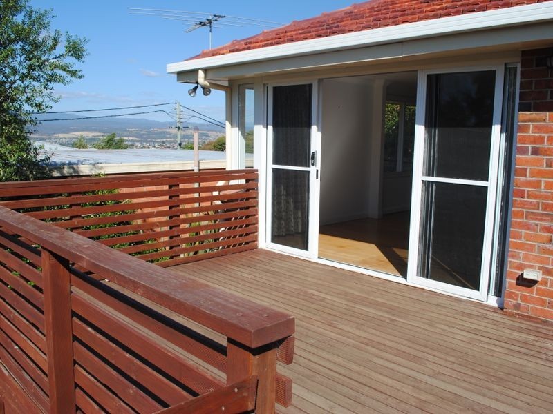 16 Kootara Place, Trevallyn TAS 7250