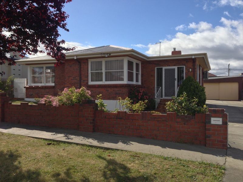 27 Tompsons lane, Newnham TAS 7248