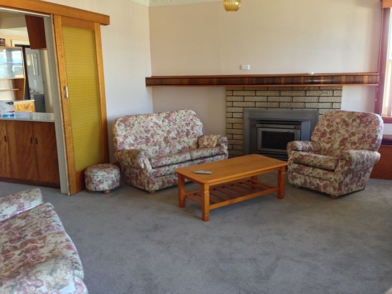 27 Tompsons lane, Newnham TAS 7248