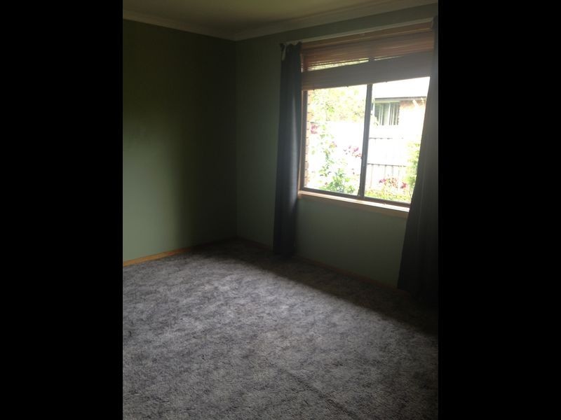 1 / 13 Newnham Court, Newnham TAS 7248