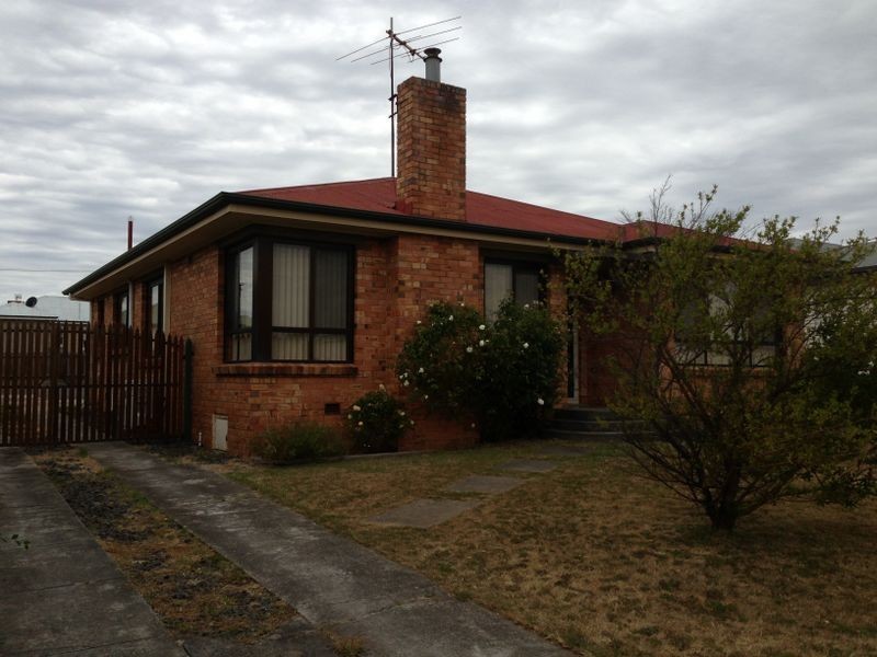4 Wallace Street, Newnham TAS 7248