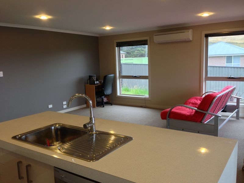 1 / 12 Assisi Avenue, Riverside TAS 7250