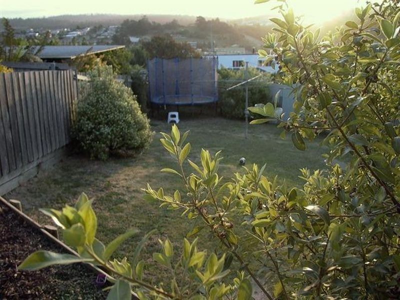 13 Cue Street, Youngtown TAS 7249