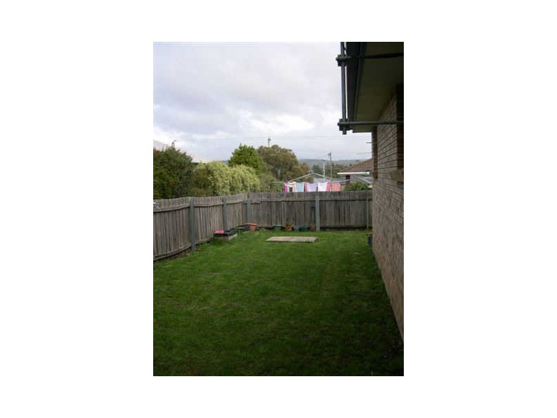 8/35-37 Snow Street, Newnham TAS 7248