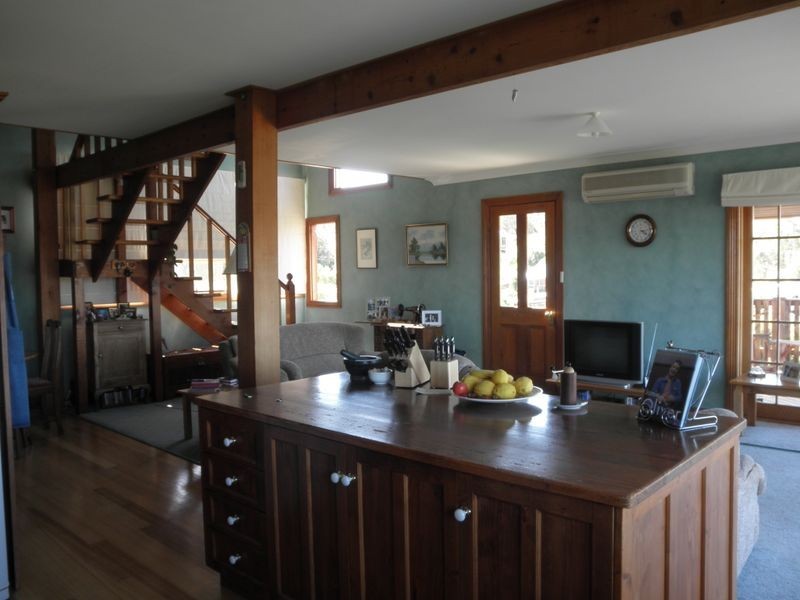 60 Gravelly Beach Road, Blackwall TAS 7275