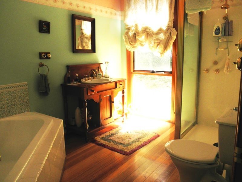 60 Gravelly Beach Road, Blackwall TAS 7275