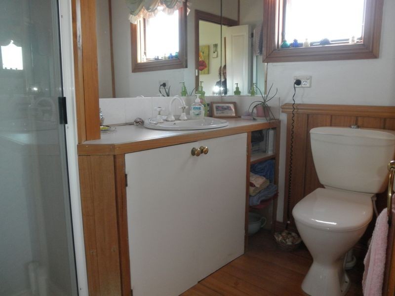 60 Gravelly Beach Road, Blackwall TAS 7275