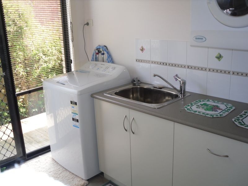 8 Knox Street, Prospect TAS 7250