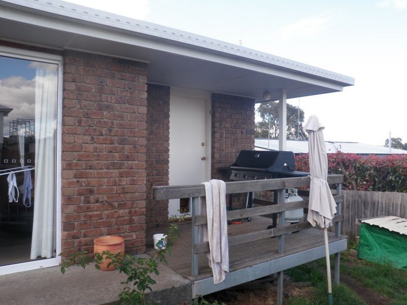 2/43 Essendon Street, Summerhill TAS 7250