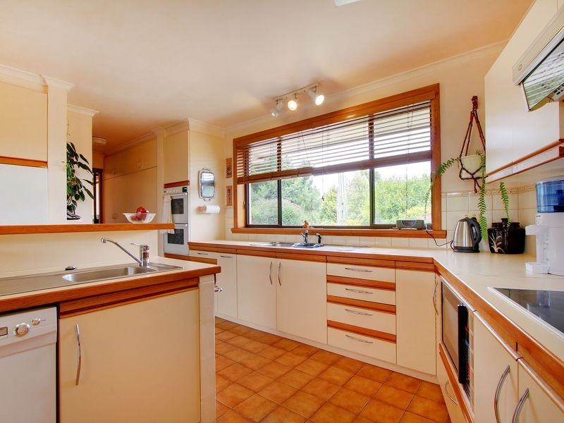 5 Zenith Court, Blackstone Heights TAS 7250