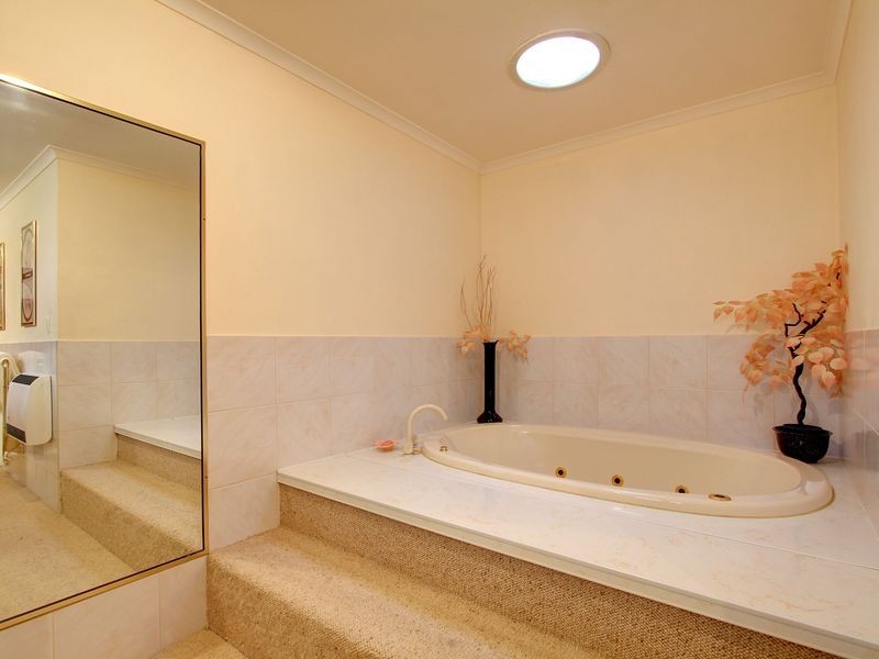 5 Zenith Court, Blackstone Heights TAS 7250