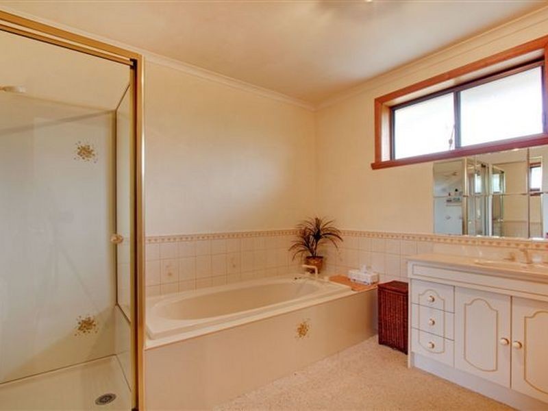 5 Zenith Court, Blackstone Heights TAS 7250
