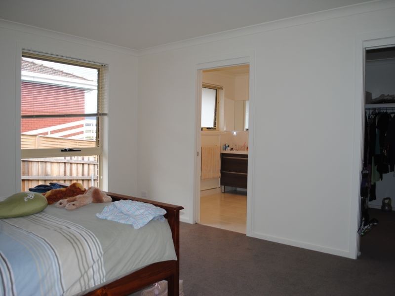 21 Ronald Place, Norwood TAS 7250