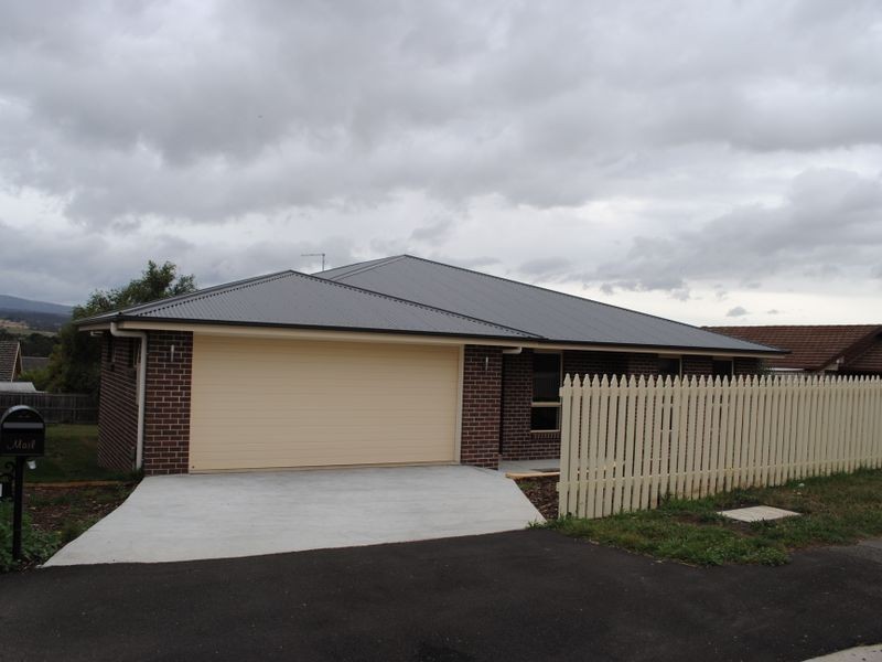 21 Ronald Place, Norwood TAS 7250