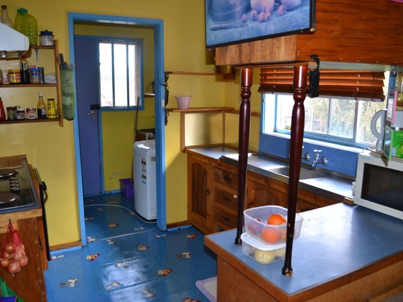 6 Hazelwood Parade, Ravenswood TAS 7250