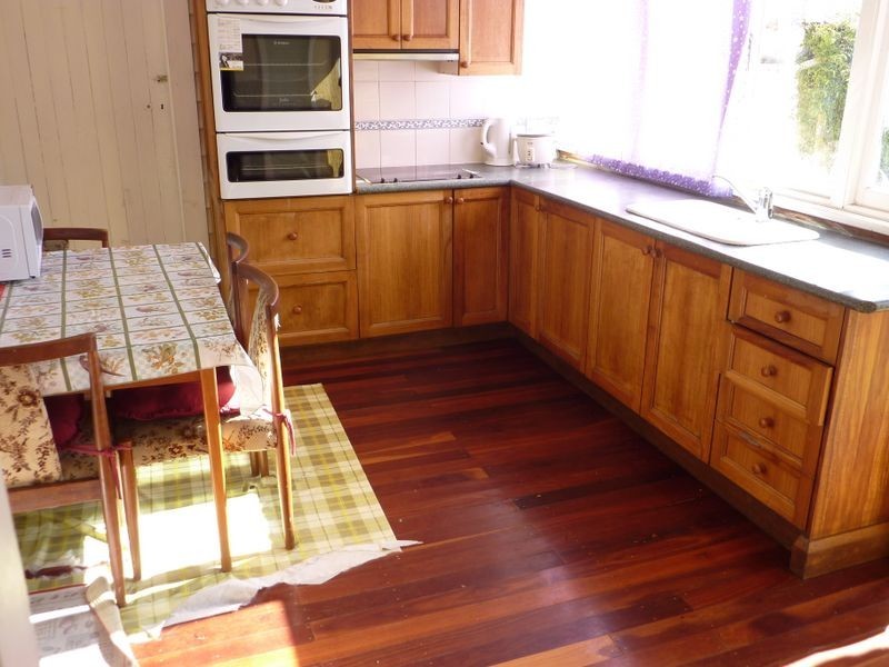 16 Birdwood Street, Mowbray TAS 7248