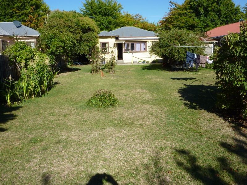 16 Birdwood Street, Mowbray TAS 7248