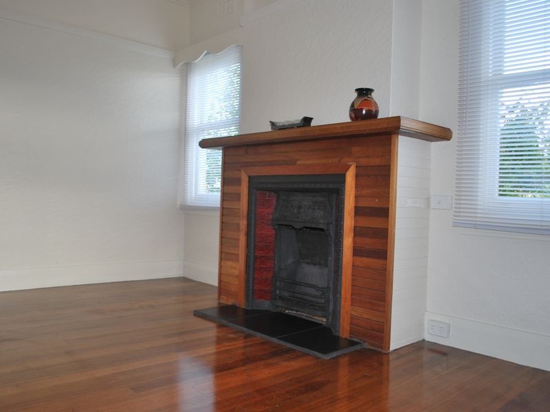 8 Freeland Crescent, Riverside TAS 7250