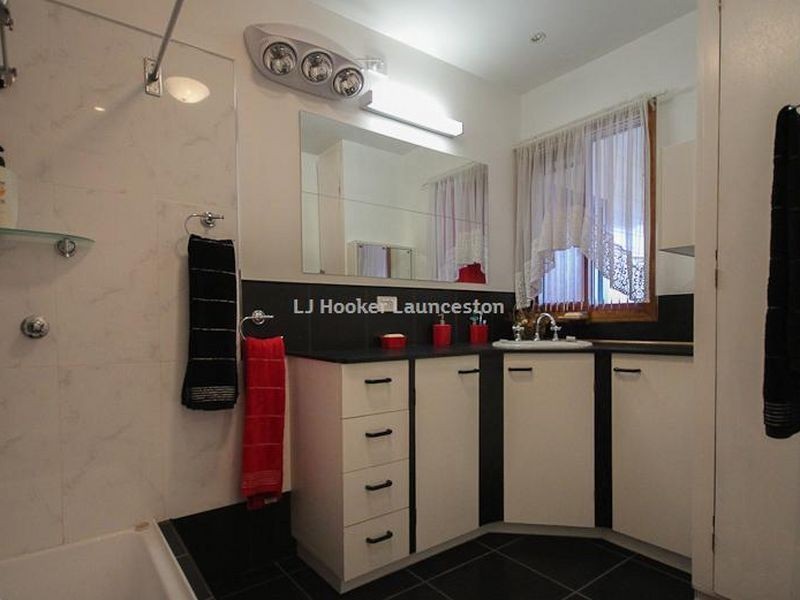 12 Miller Street, Weymouth TAS 7252