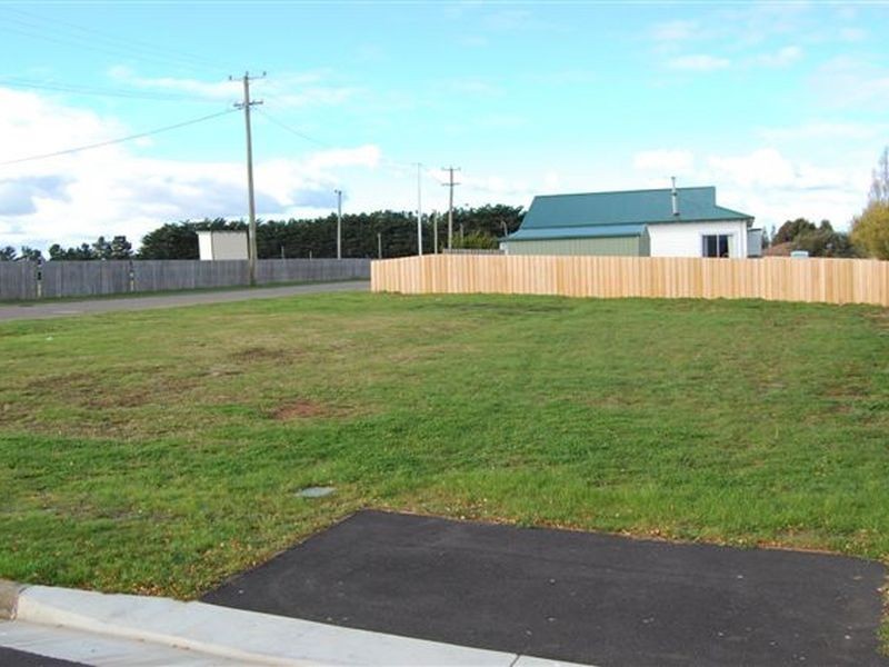 1/19 Macquarie Street, Cressy TAS 7302