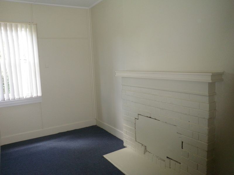 16 Walkers Avenue, Newnham TAS 7248