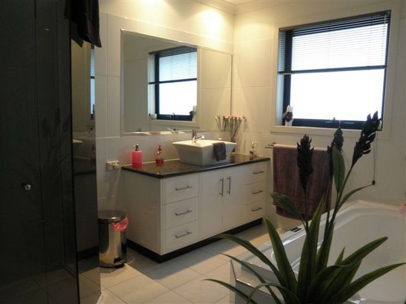 11 Lovely Banks Court, Legana TAS 7277