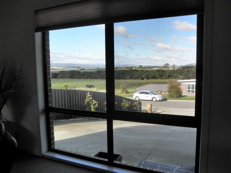 11 Lovely Banks Court, Legana TAS 7277