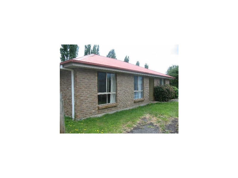 1/4 Rogers Retreat, Newnham TAS 7248