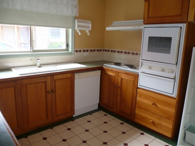 1/4 Rogers Retreat, Newnham TAS 7248