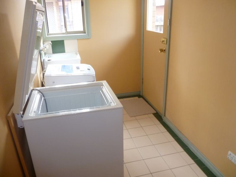 1/4 Rogers Retreat, Newnham TAS 7248