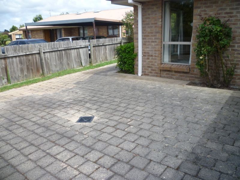 1/4 Rogers Retreat, Newnham TAS 7248