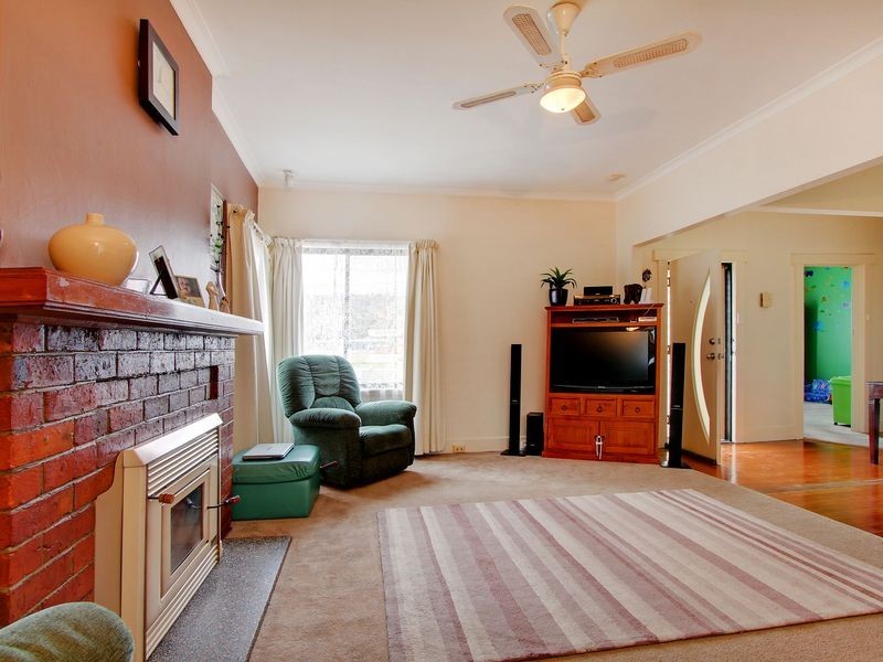 2 St Leonards Road, St Leonards TAS 7250