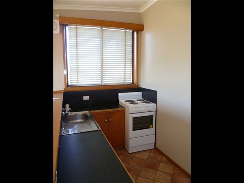 2/253 Penquite Road, Norwood TAS 7250