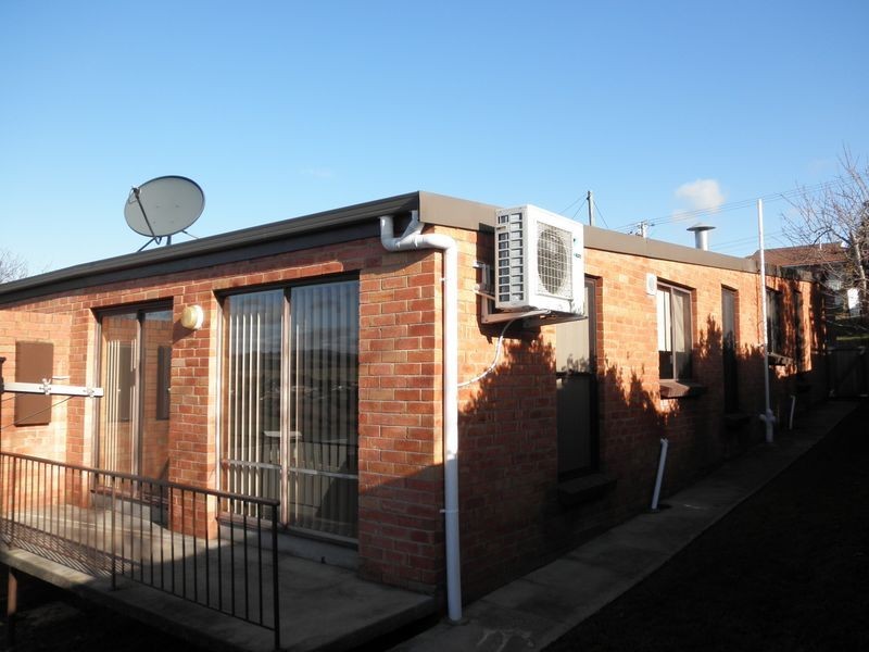 1&2/253 Penquite Road, Norwood TAS 7250