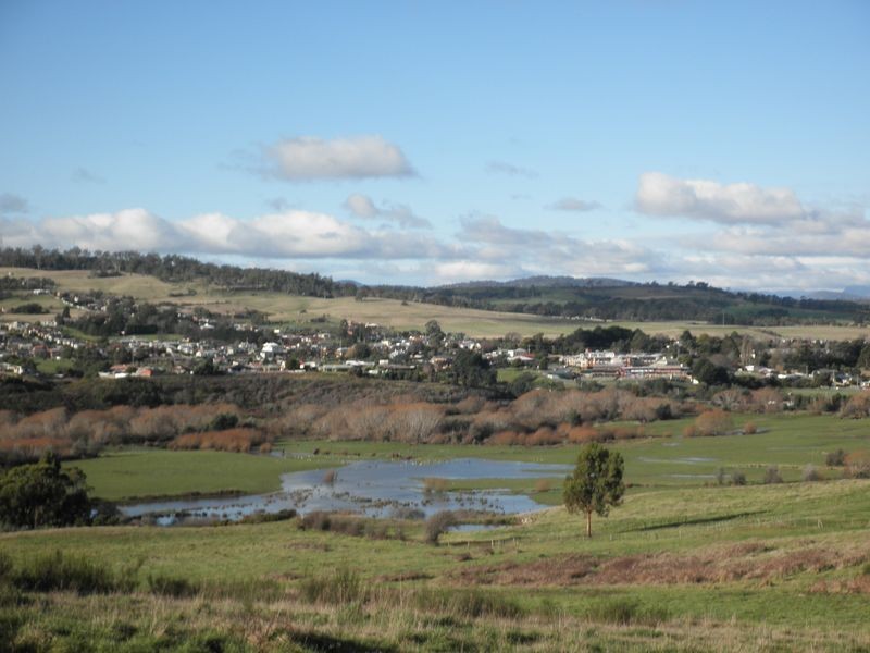 1&2/253 Penquite Road, Norwood TAS 7250