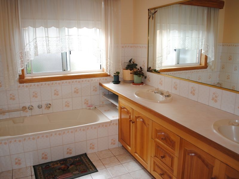 36 Brooklyn Road, Youngtown TAS 7249