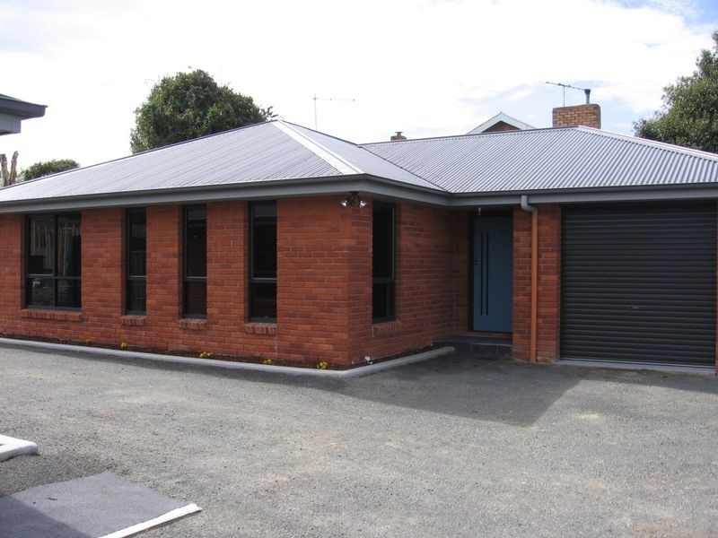 1-4/15-17 Conway Street, Mowbray TAS 7248