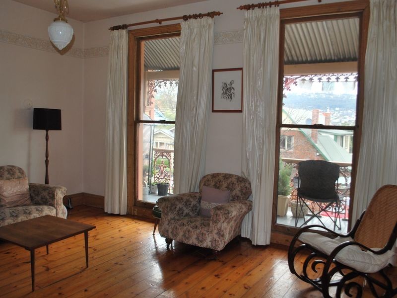 215 St John Street, Launceston TAS 7250