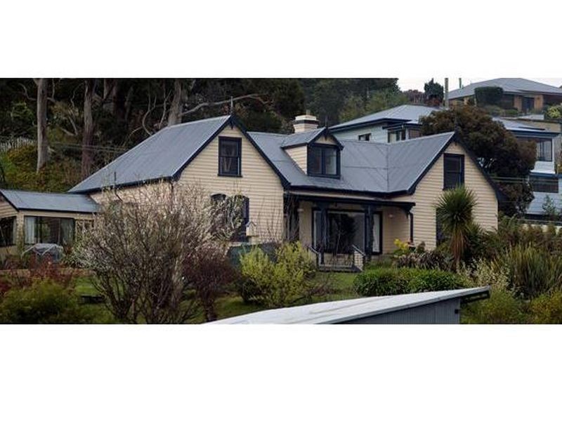 148 Flinders Street, Beauty Point TAS 7270