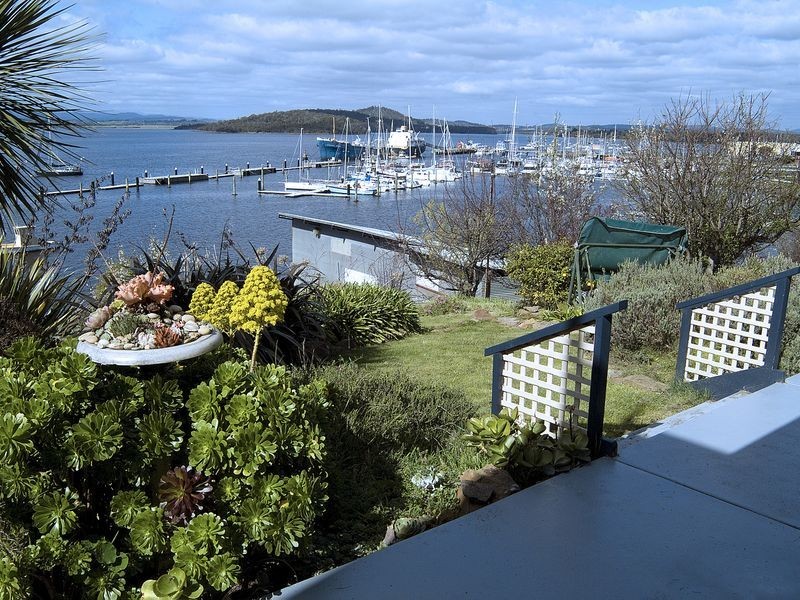 148 Flinders Street, Beauty Point TAS 7270