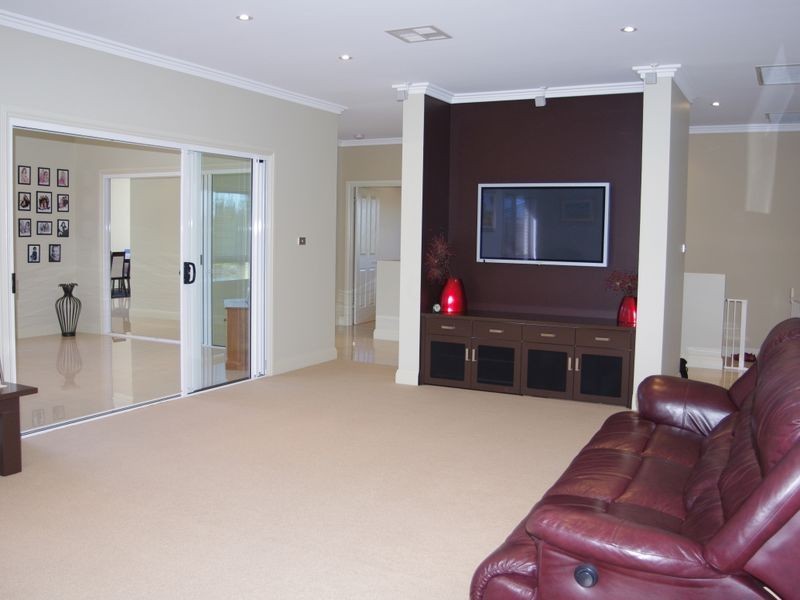 32 Holyman Drive, Prospect Vale TAS 7250