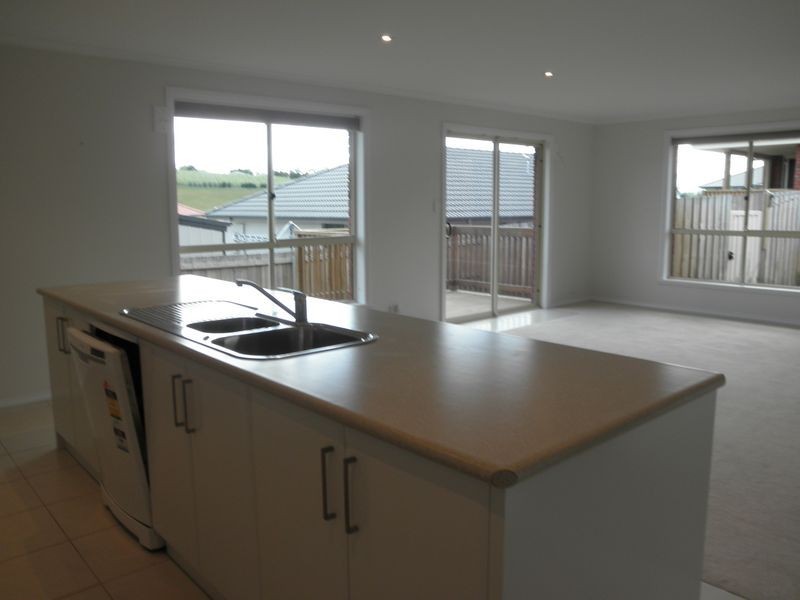 Unit 2/29 Wongarra Avenue, Legana TAS 7277