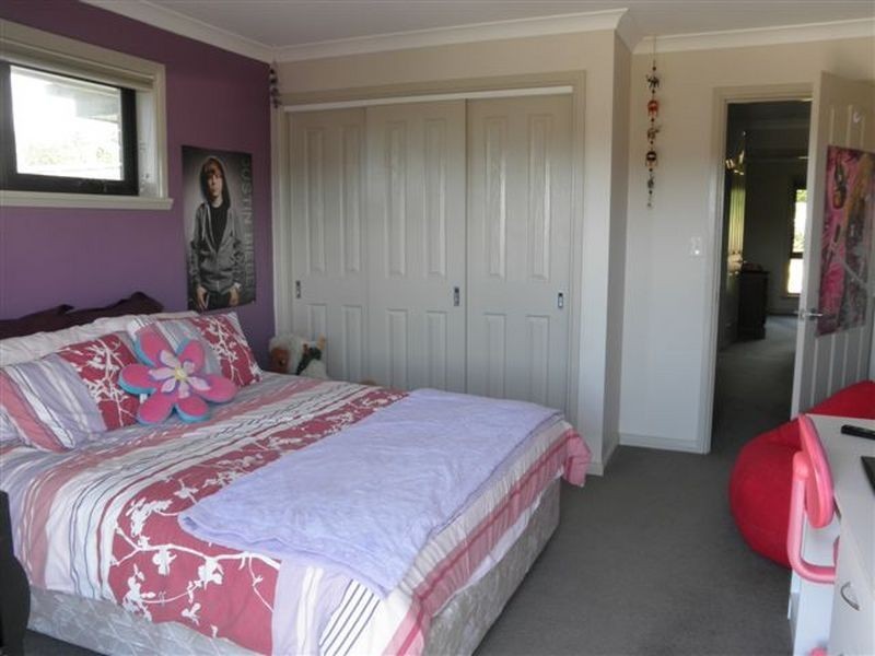 16 Henry Grove, Legana TAS 7277