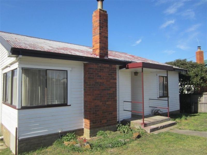23 Sturt Crescent, Mayfield TAS 7248
