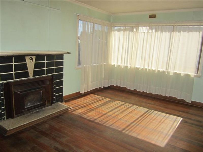 23 Sturt Crescent, Mayfield TAS 7248