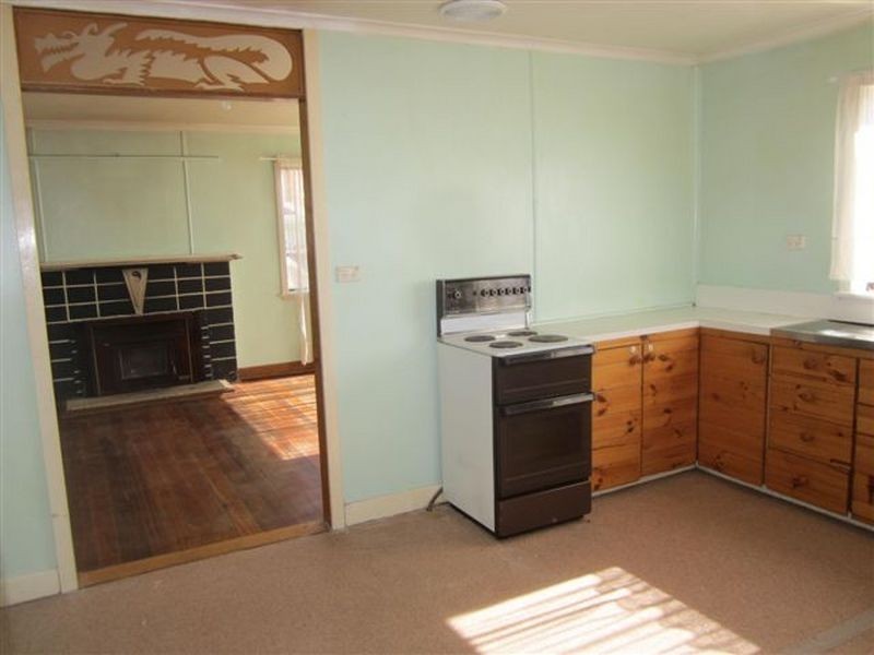 23 Sturt Crescent, Mayfield TAS 7248