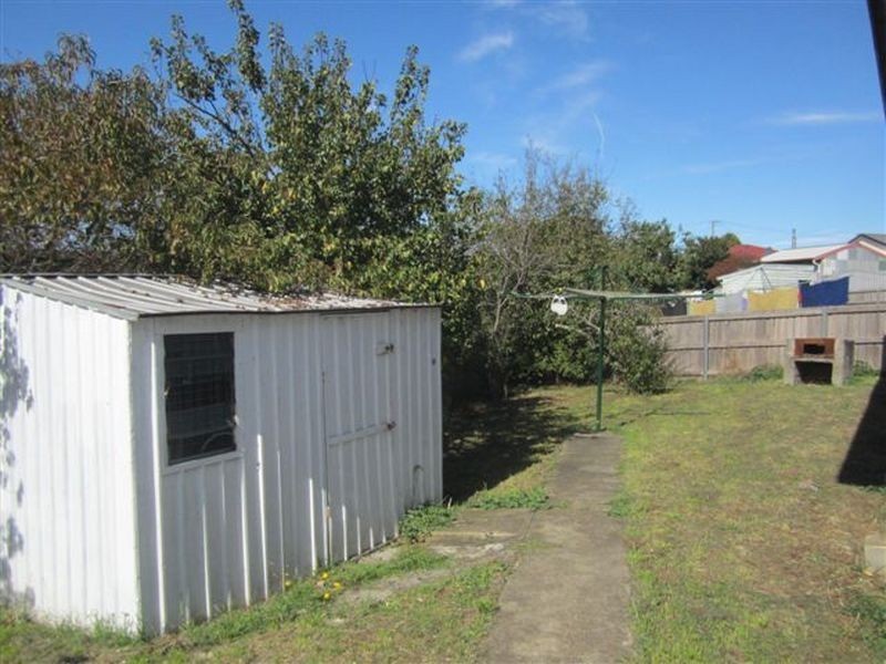23 Sturt Crescent, Mayfield TAS 7248